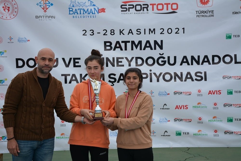 ‘Doğu ve Güneydoğu Tenis Şampiyonası'ndan görkemli final