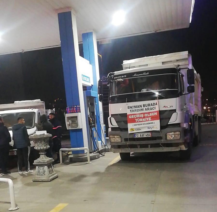 Batmanlı petrol istasyonundan deprem bölgelerine yardımda örnek davranış