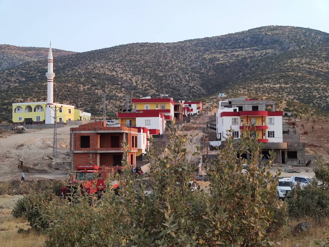 Ilısu Barajı nedeniyle İncirli köyü ikiye ayrıldı: Köylüler şikayetçi!