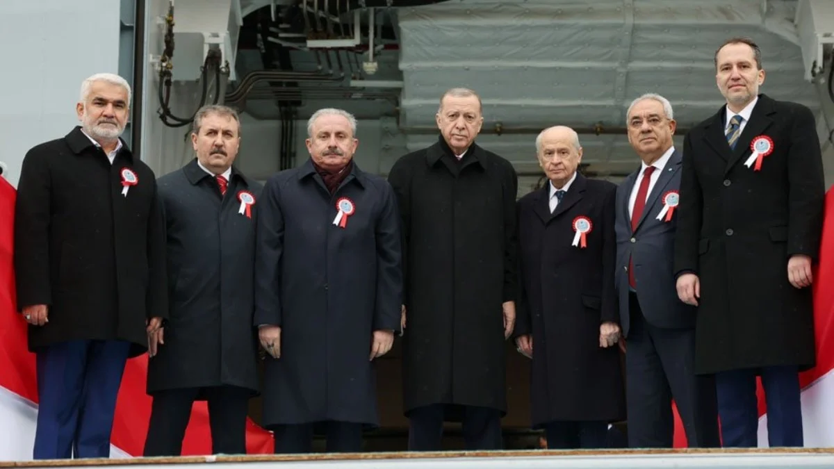 cumhurbaskani-erdogan-tcg-anadolu-dunyanin-ilk-siha-gemisidir