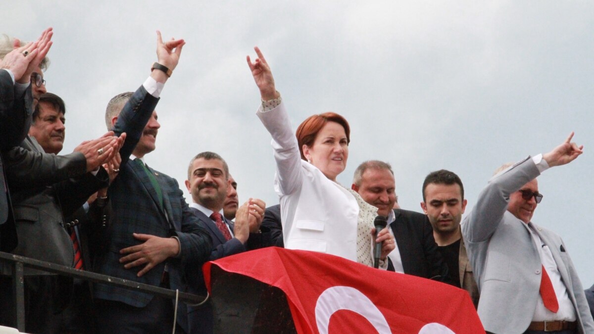 meral akşenerj