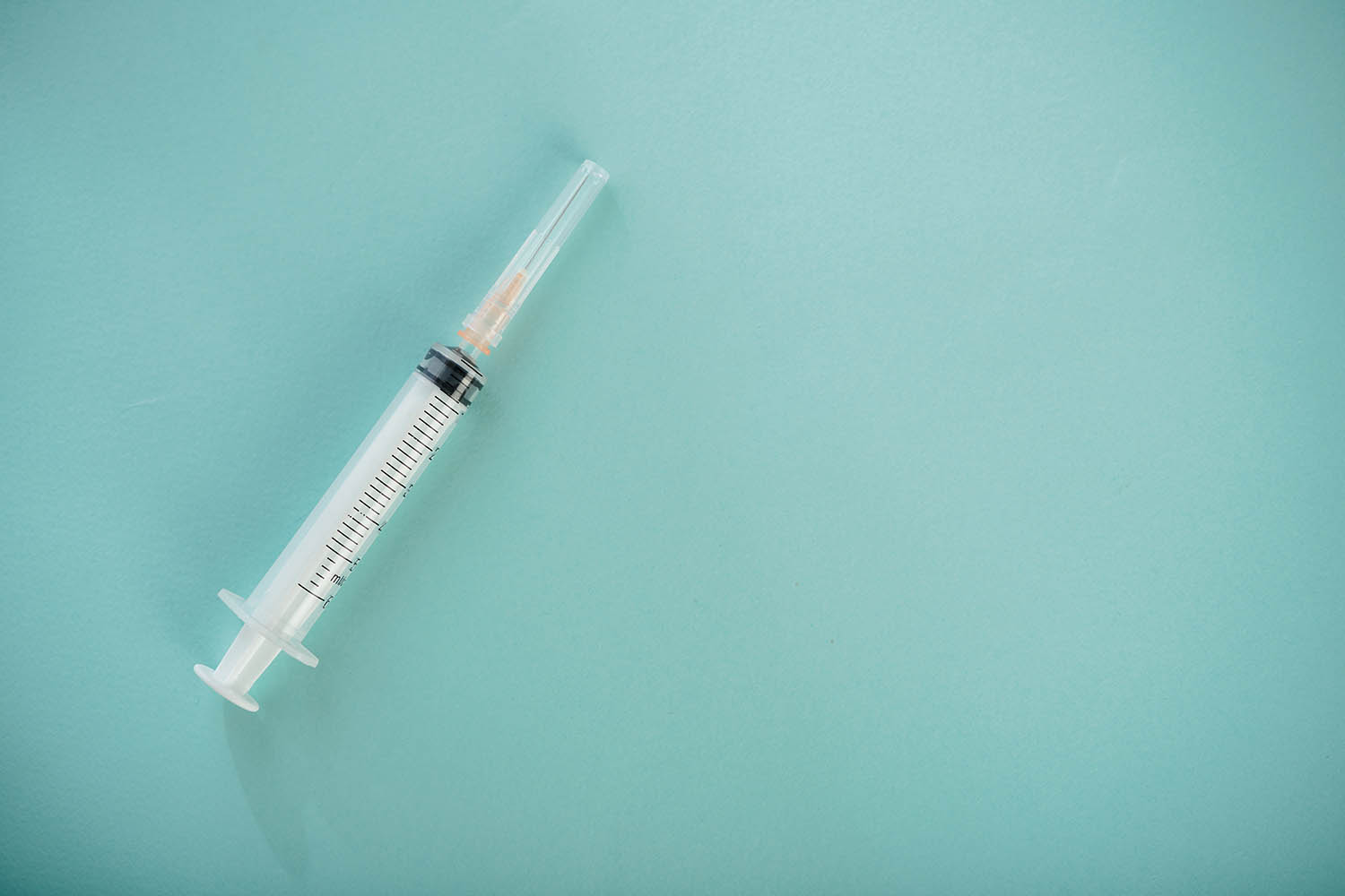 Empty syringe